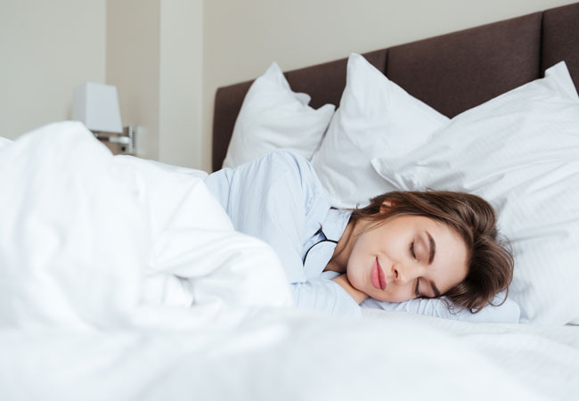 Tips for a Good Night's Sleep: Relaxing at the Hotel